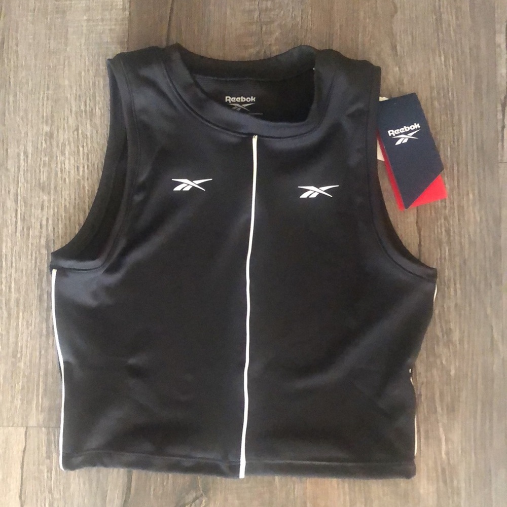 NWT REEBOK Performance Top